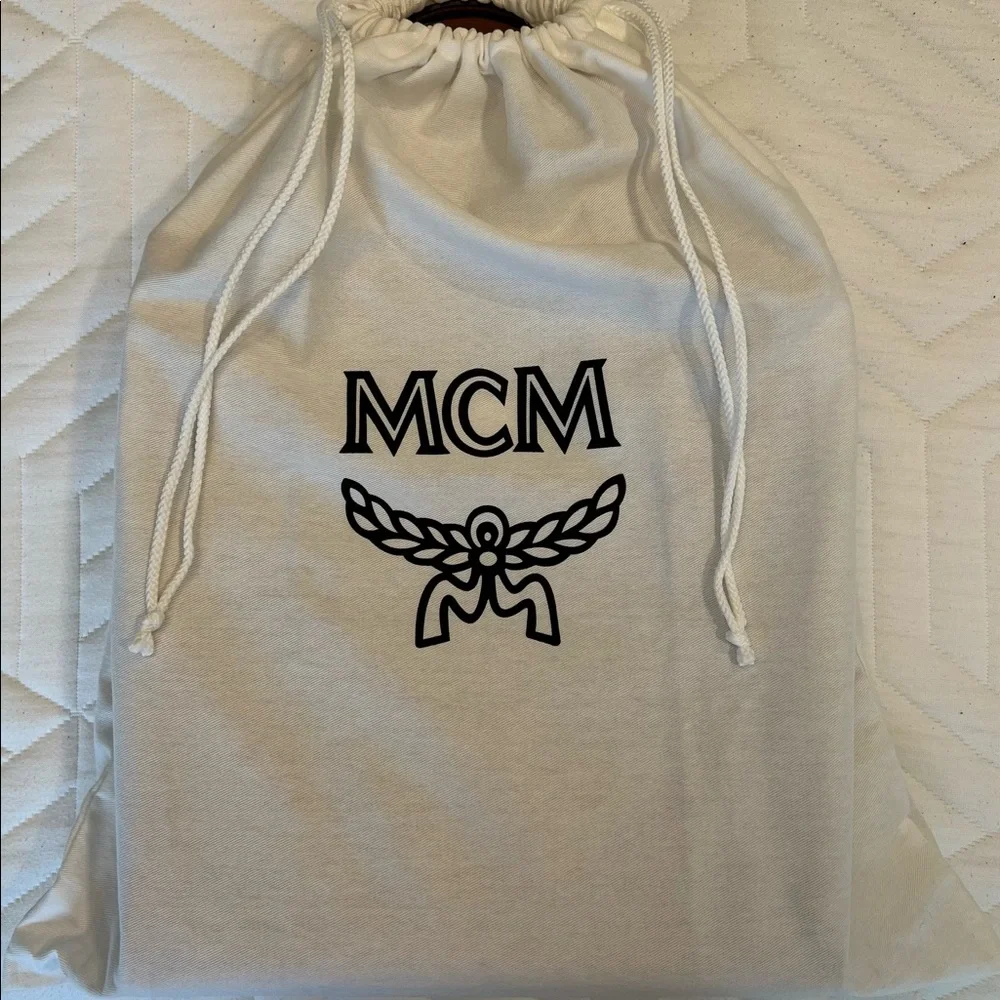 MCM Monogram Visetos Tote in Cognac - Picture 5 of 9